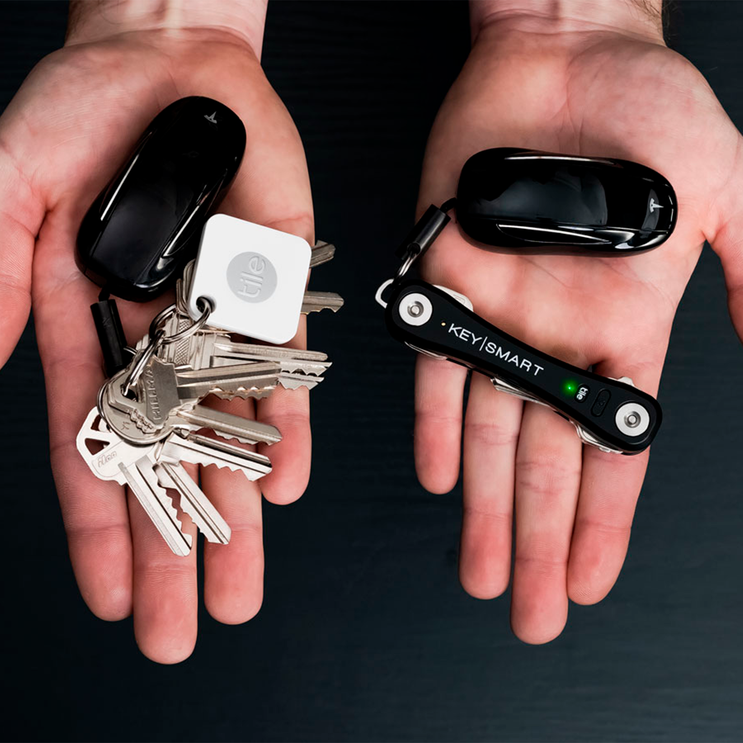 KeySmart Pro Smart Key Holder Black